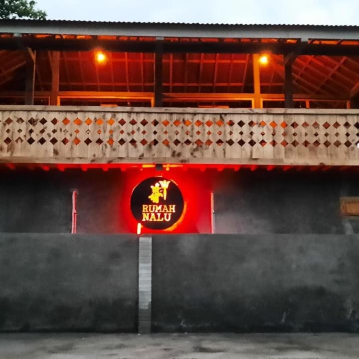 Rumah Nalu Surf Camp Krui Exterior foto